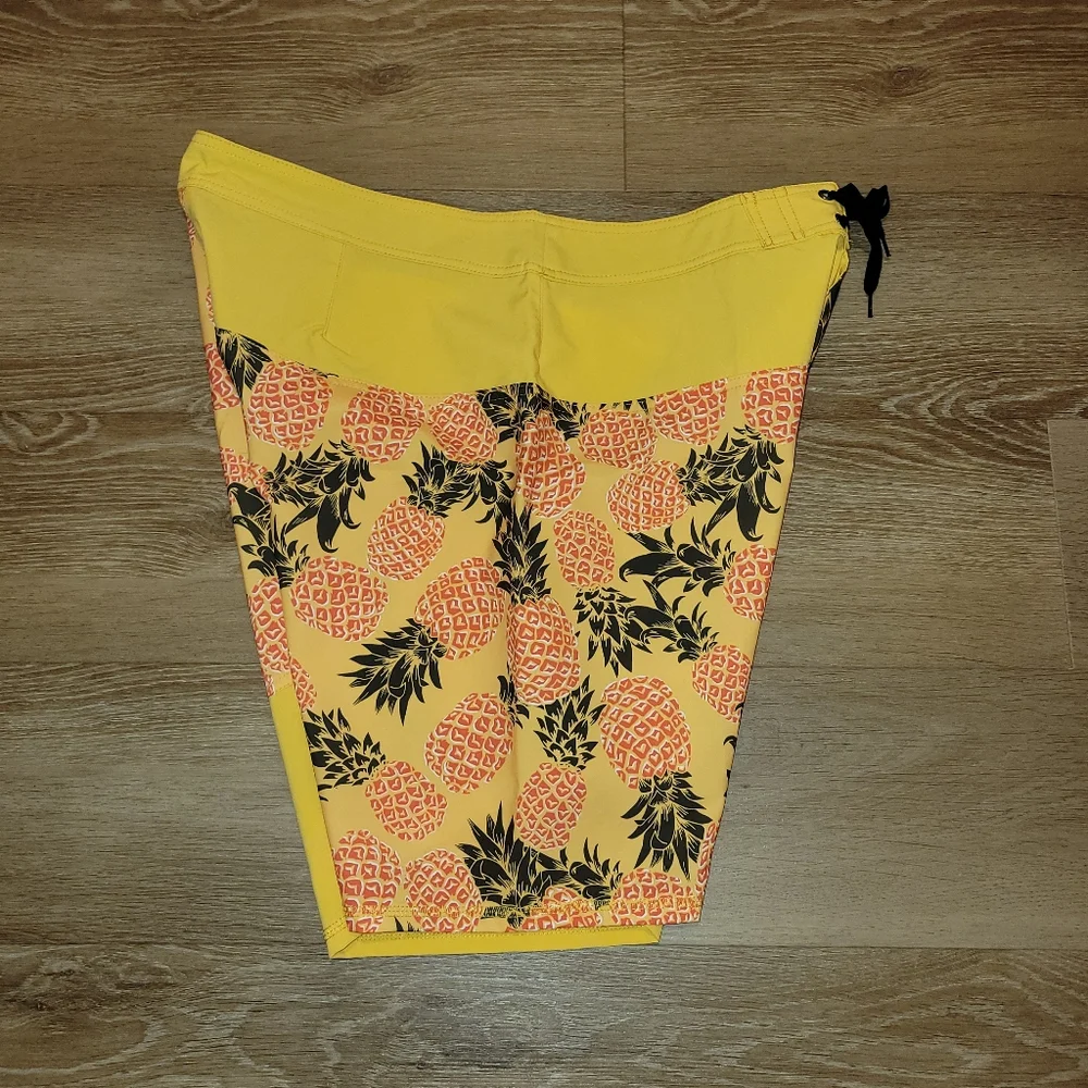 REEF Mens Carson Pineapple 4-Way Stretch 20" Board Shorts Gold 38 New - Picture 7 of 7